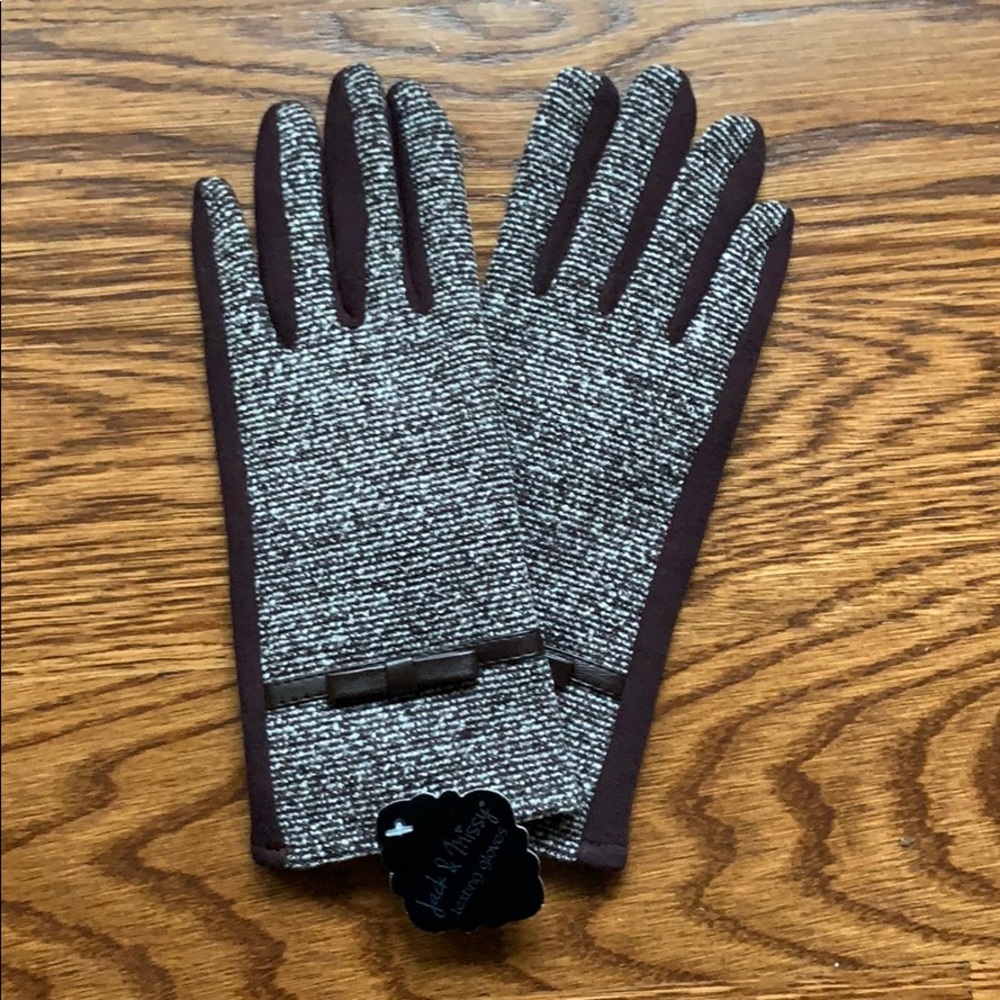 Unworn Texting Gloves